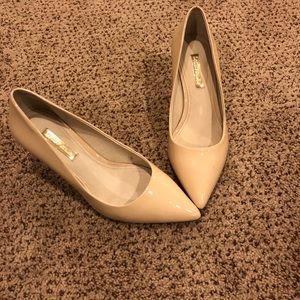 Classy, next to new, nude heels
